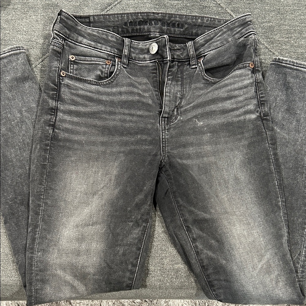 American Eagle Women’s Black Wash High-Rise Jegging